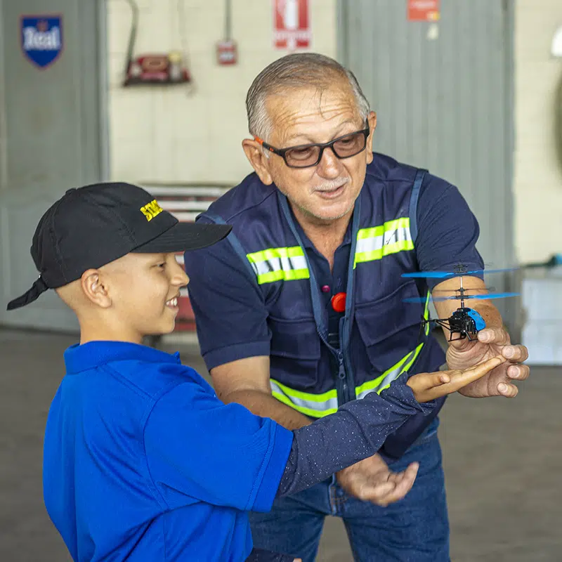 EL PILOTO MÁS JOVEN DE LA FLOTA AÉREA DE NIRSA