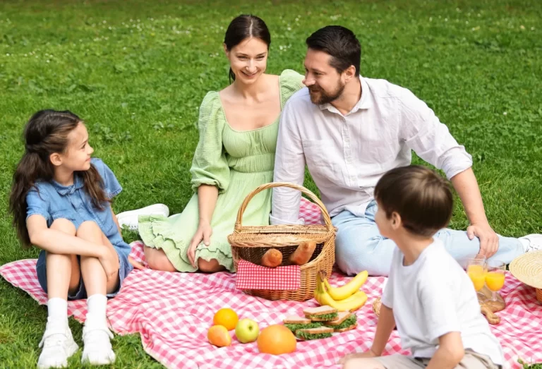 Foto picnic en la ciudad